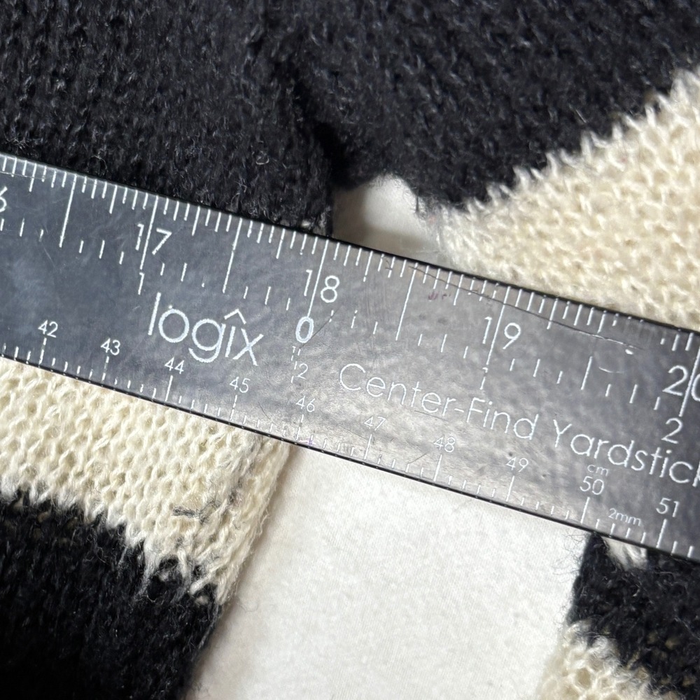 Wet Seal Black White Striped V Neck Sweater with Sequin Bow Size L Vintage Y2K - Picture 5 of 6